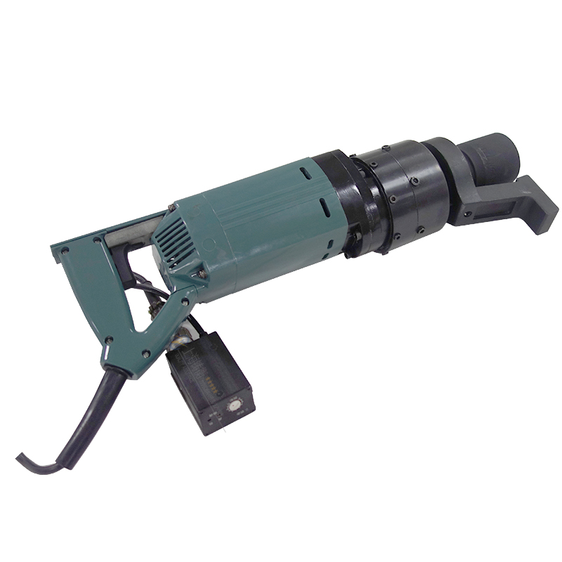 �ߏ�(qi��ng)��˨Ť����늄�(d��ng)����