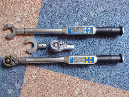 數(shù)顯扭力扳手